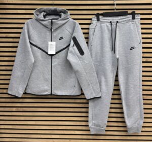 Nike Tech Fleece Siva: Savršena Kombinacija Udobnosti i Stila